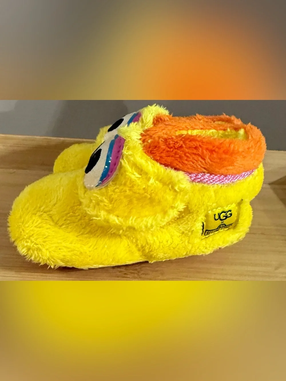Ugg Limited Edition Sesame Street Bixbee Big Bird USA 0/1 Baby Newborn Infant Sz